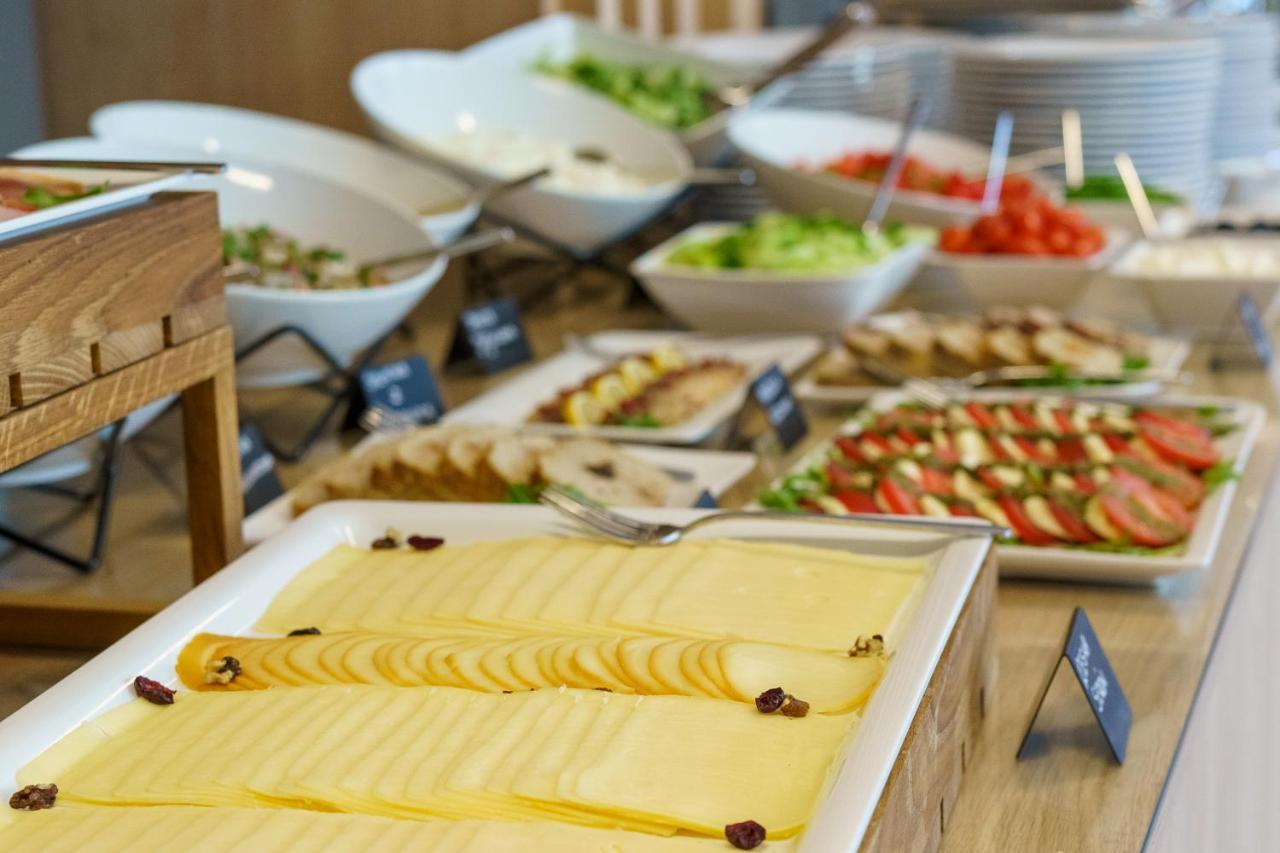 Szumy Park Hotel & Restaurant Susiec المظهر الخارجي الصورة
